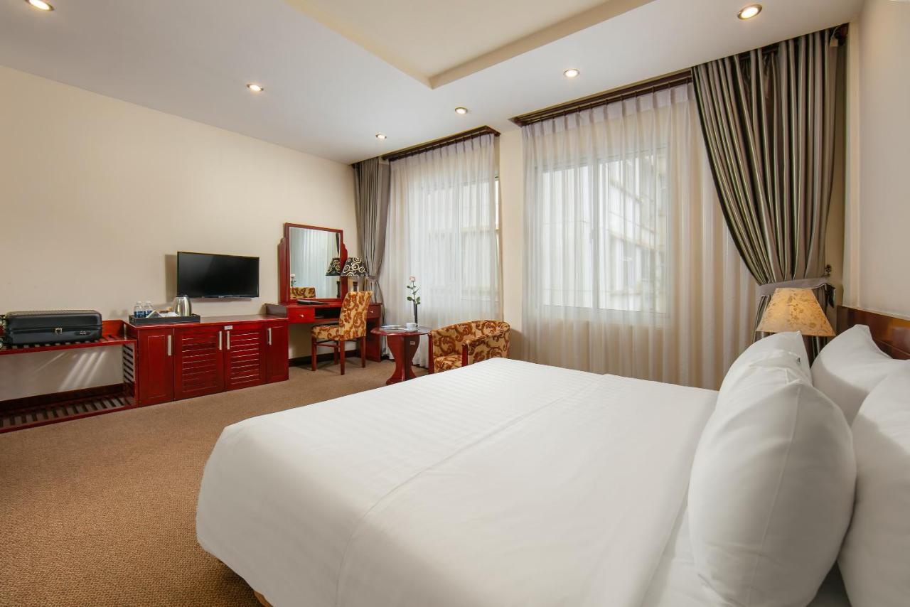 A25 Hotel - 705 Lac Long Quan Ханой Екстериор снимка