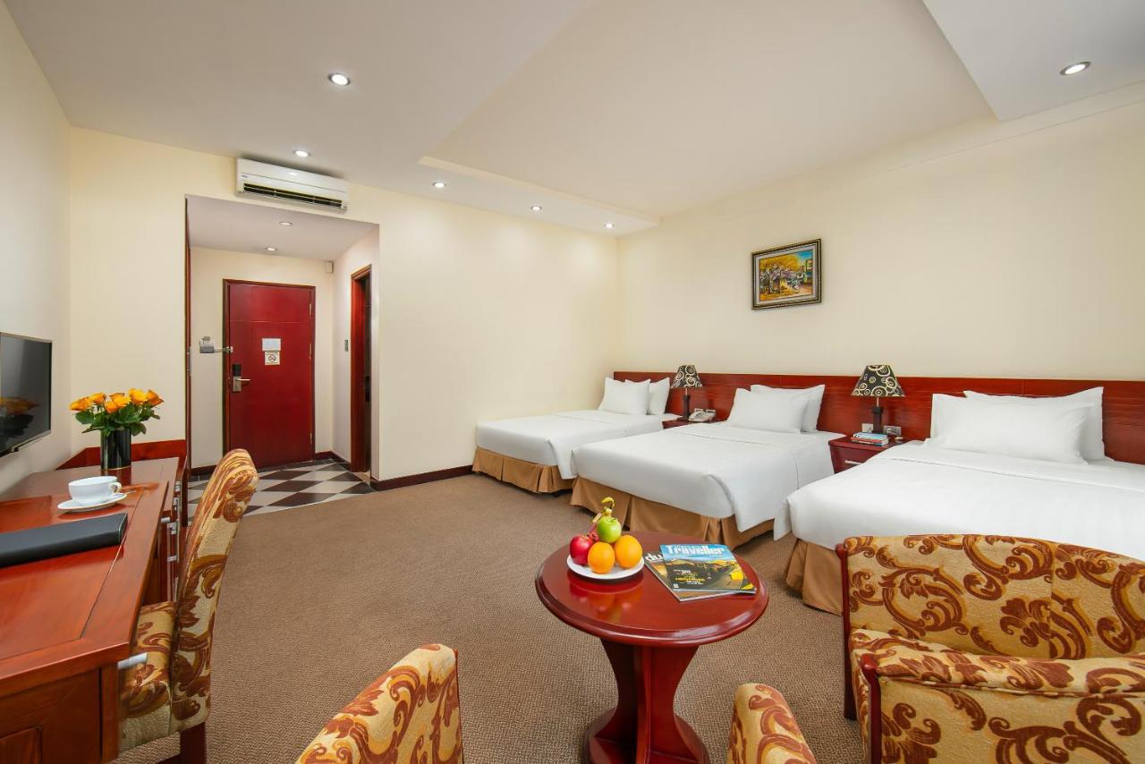 A25 Hotel - 705 Lac Long Quan Ханой Екстериор снимка