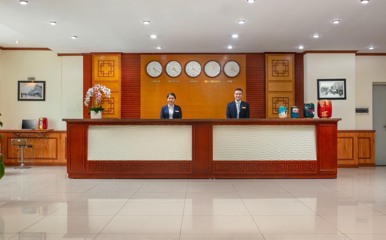 A25 Hotel - 705 Lac Long Quan Ханой Екстериор снимка